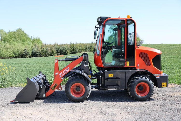 Carregadeira frontal APS ZL08F